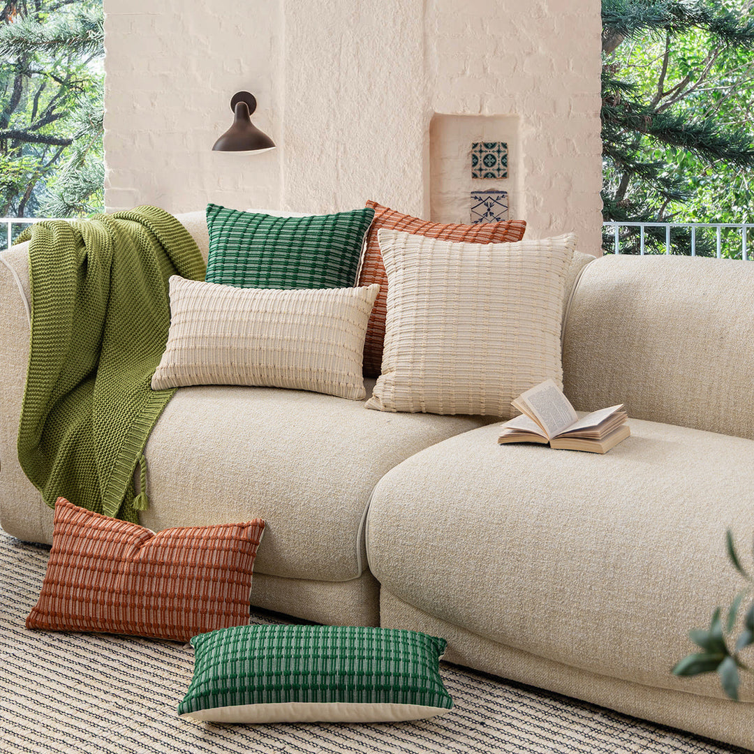 Cotton cushion duo with handwoven texture and hidden zipper
