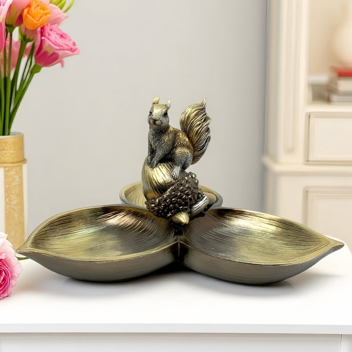 Decorative bowl with squirrel motif