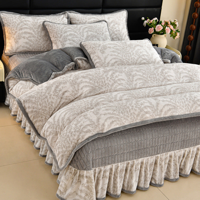 Luxurious Floral Embroidered Bedding Set