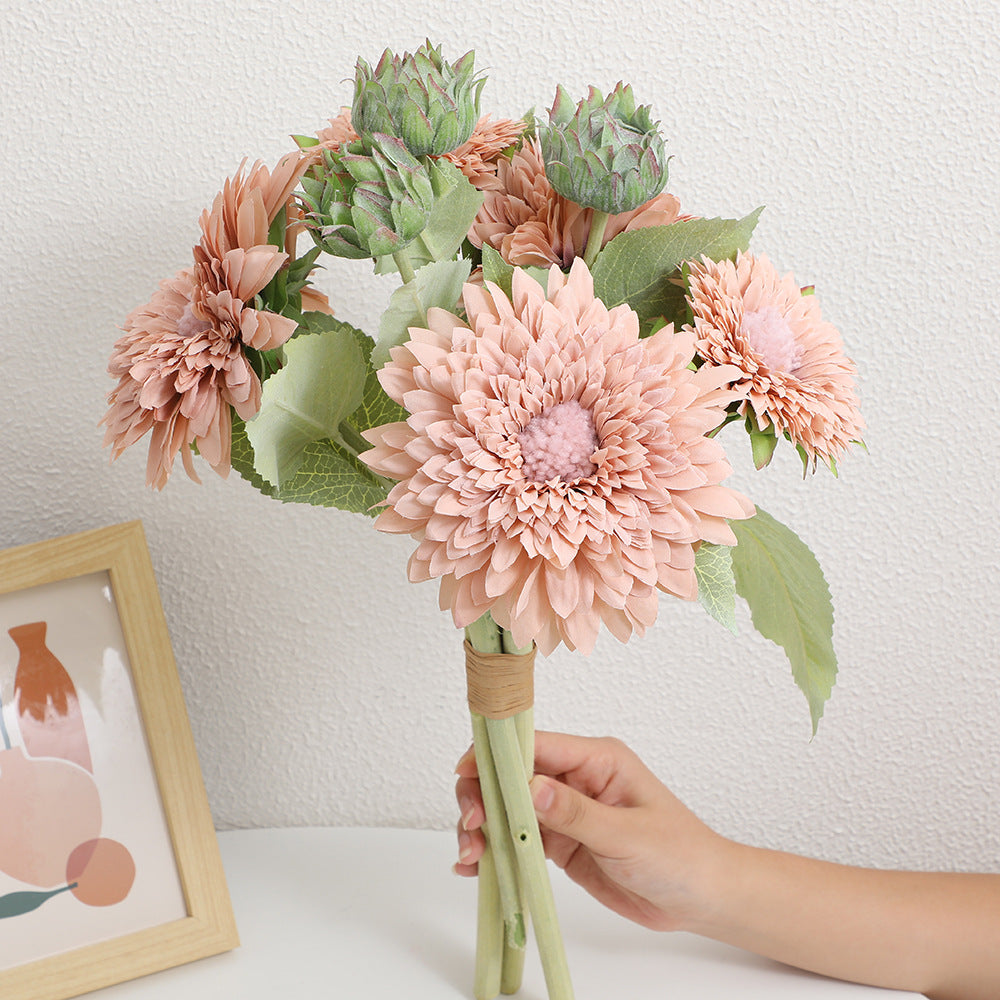 Artificial bouquet with detail-loving flowers and leaves
