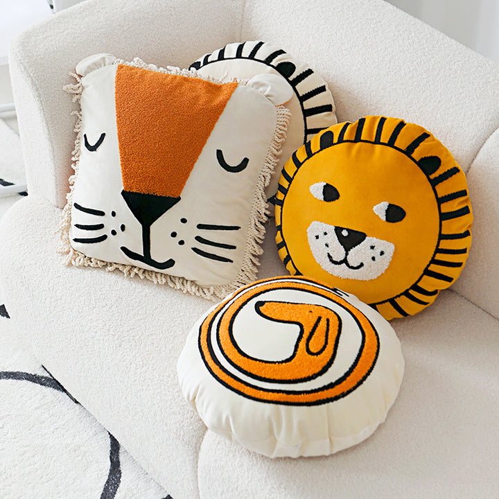 Lion-Themed Decorative Throw Pillow