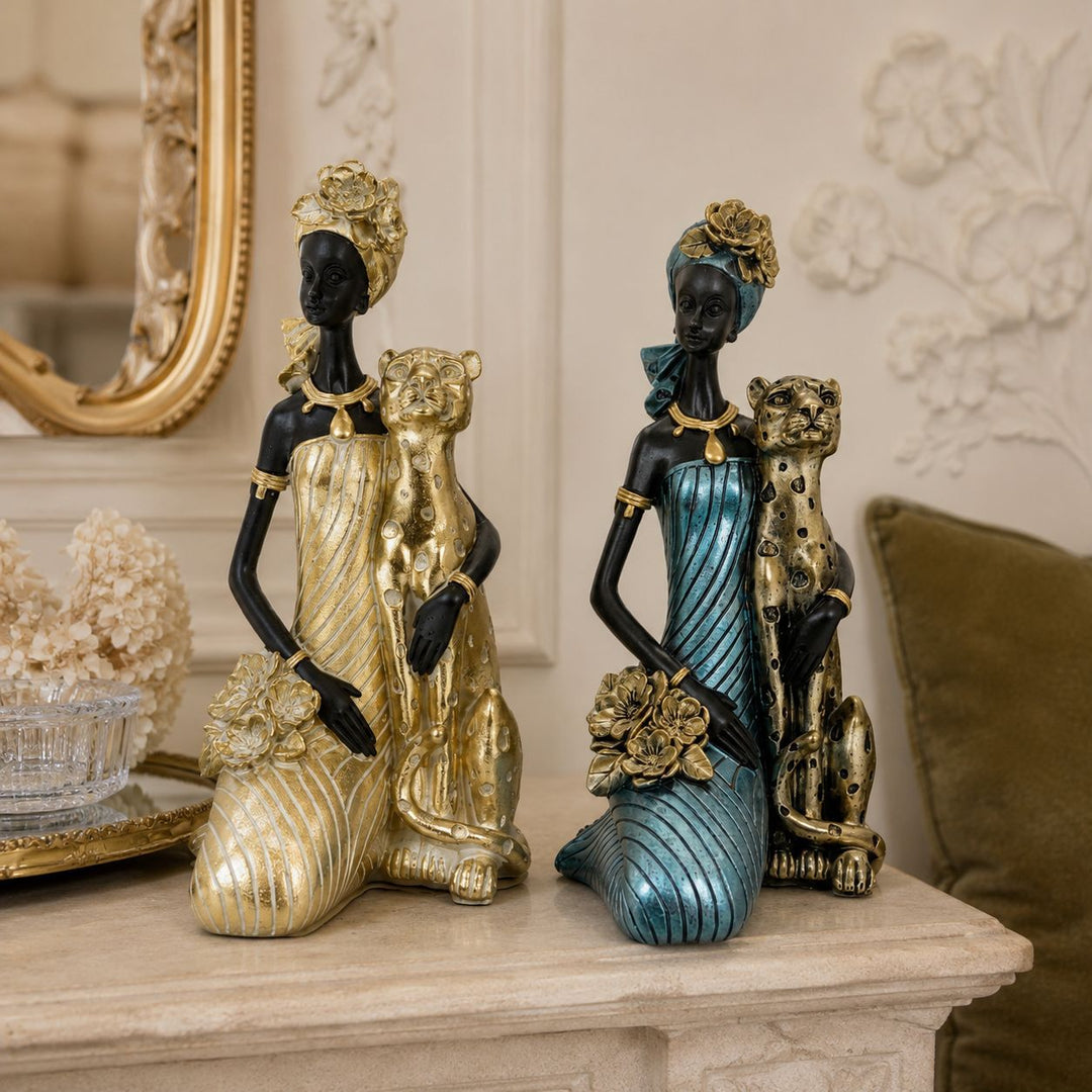 Elegant sculpture with leopard