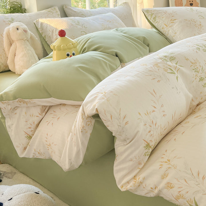 Playful Bear-Themed Bedding Set