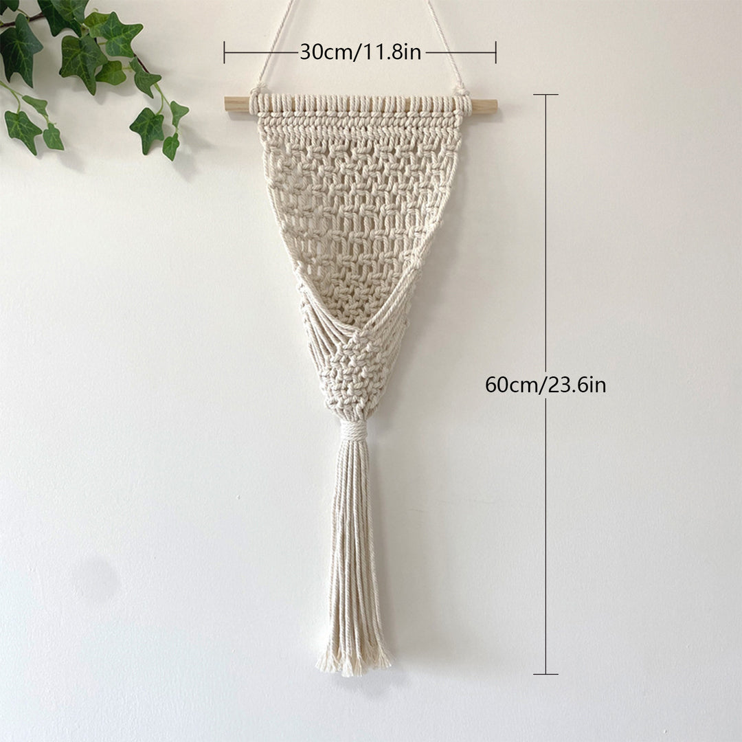 Decorative Macrame Wall Hanging with Elegant Fringed Tassels