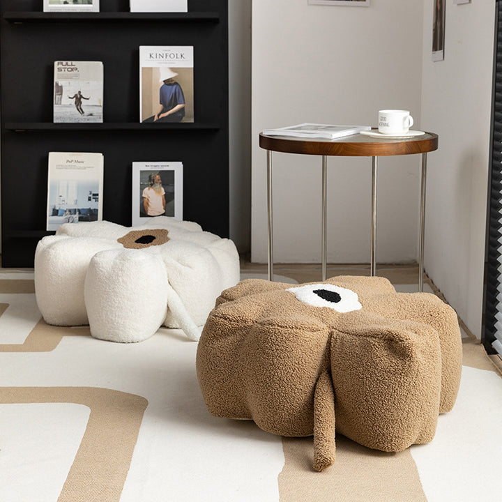 Flower-shaped floor seat pouf with boucle cover and segmented padding