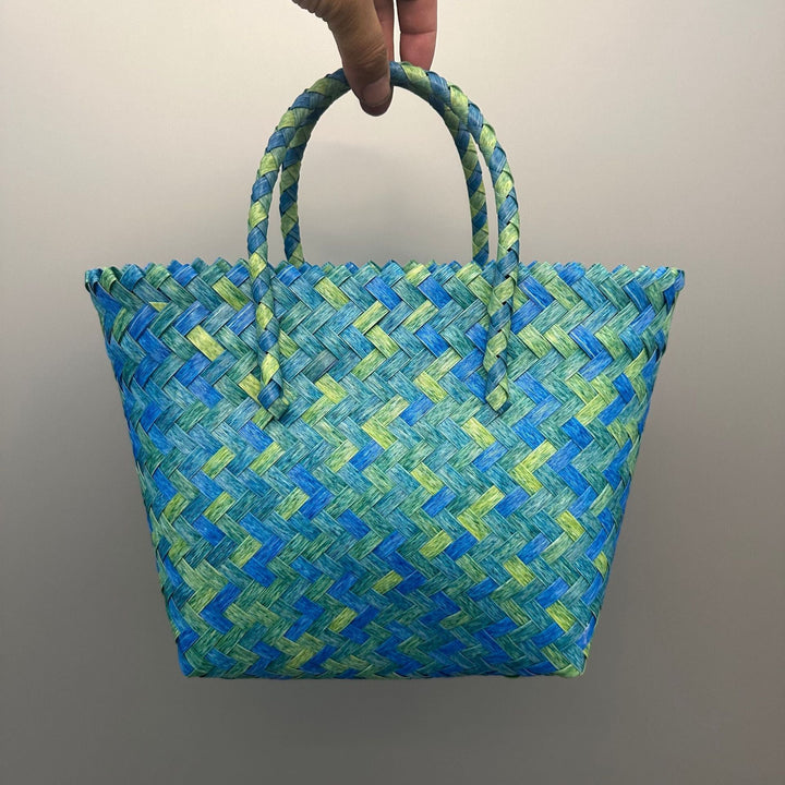 Handcrafted straw bag
