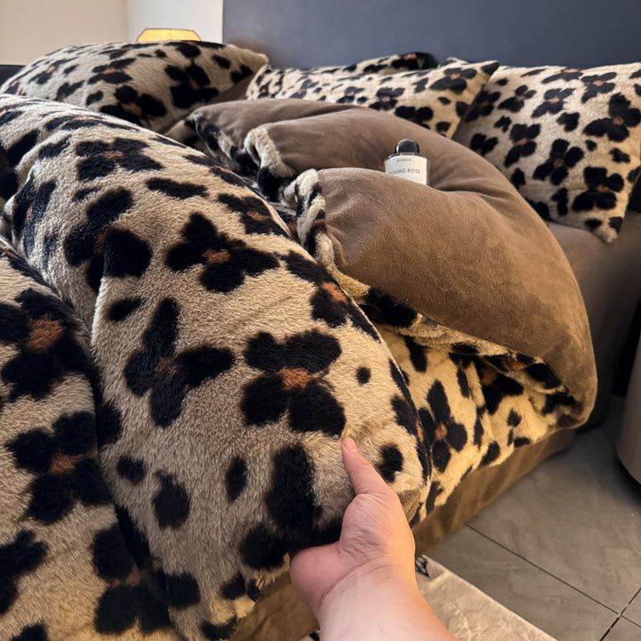 Luxurious Faux Fur Duvet Cover Set