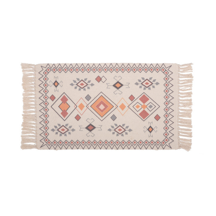 Decorative runner for dining table and console in Boho-Mandala design with fringes