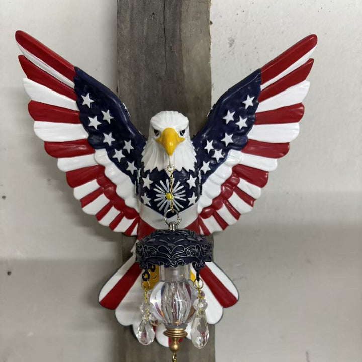 Decorative wall lamp in eagle design