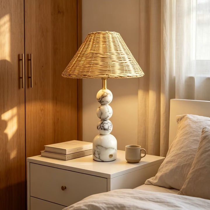 Decorative table lamp