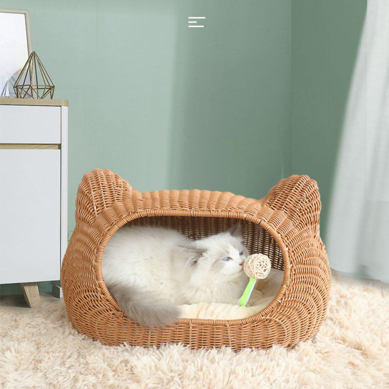 Cozy cat bed in animal design