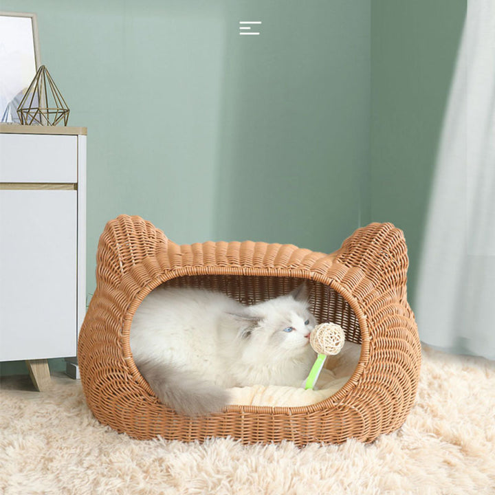 Cozy cat bed in animal design