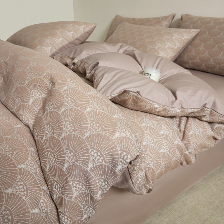 Embroidered Leaf Print Duvet Cover Set