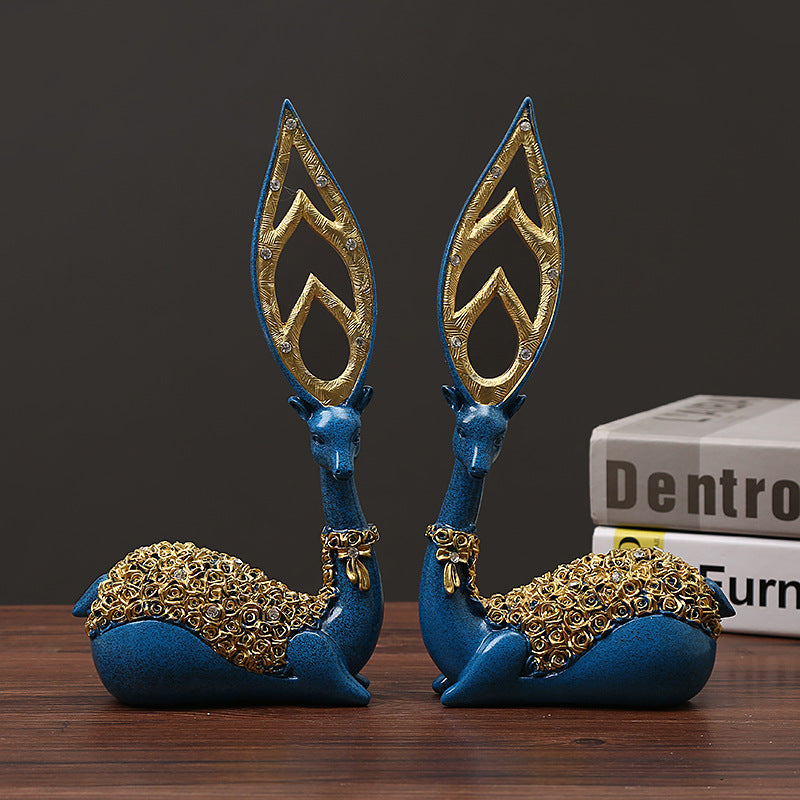 Elegant and artistic antler decorative figures