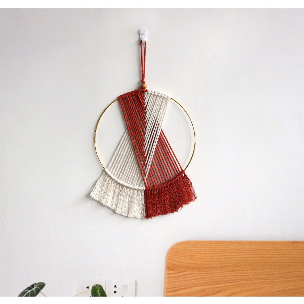Macrame Wall Decoration with Elegant Appeal