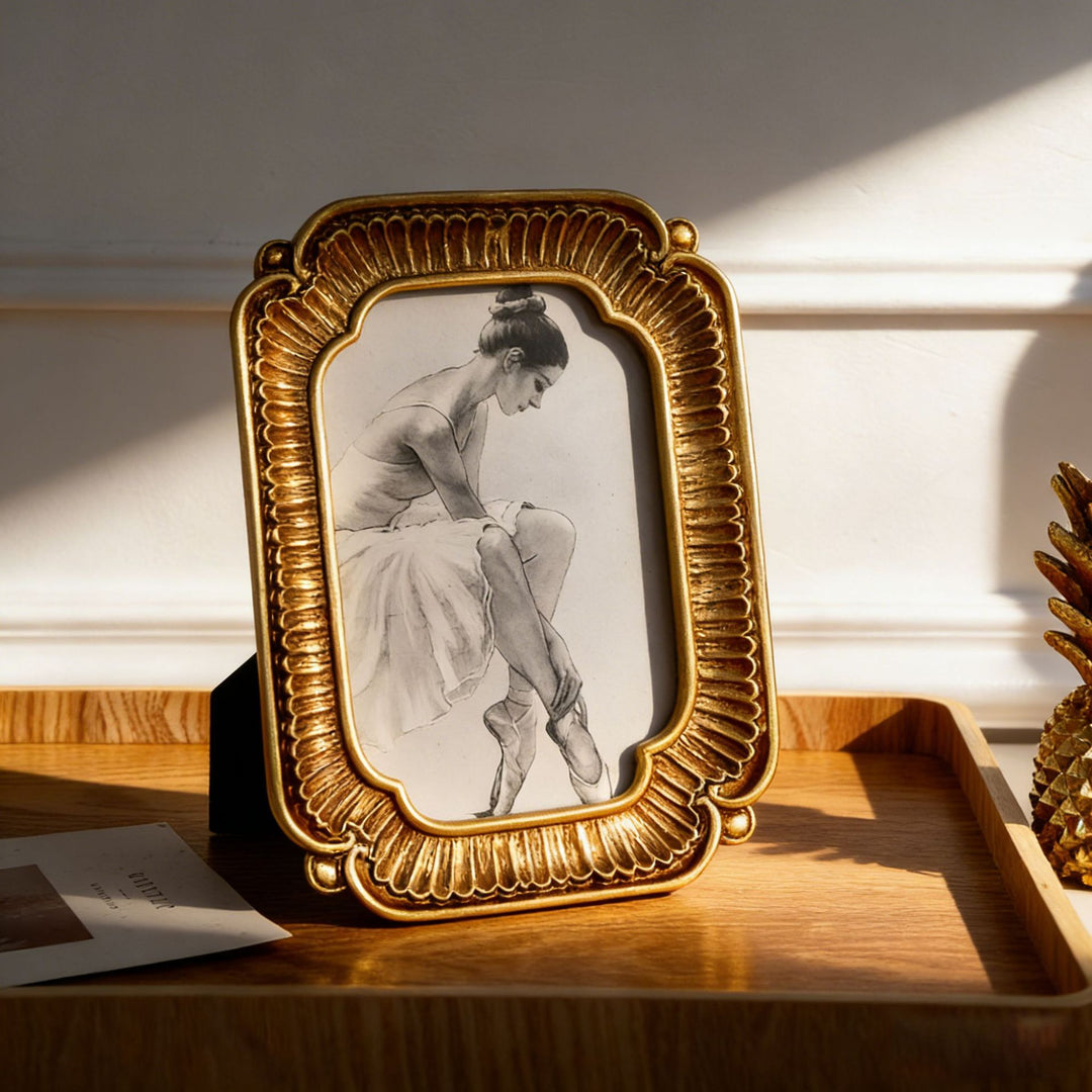 Ornate Gold Vintage Picture Frame