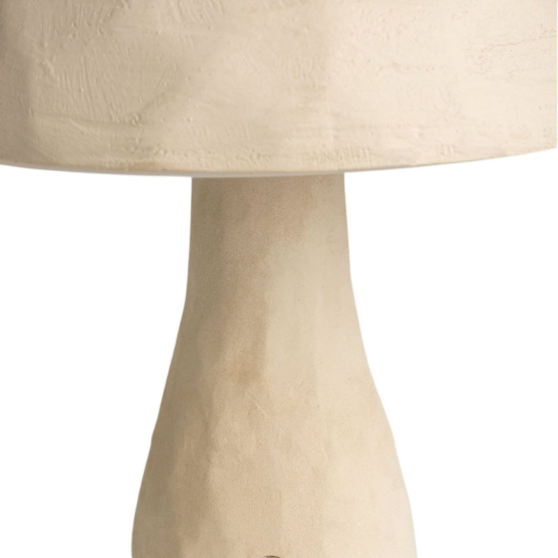 Artistic mushroom-shaped table lamp