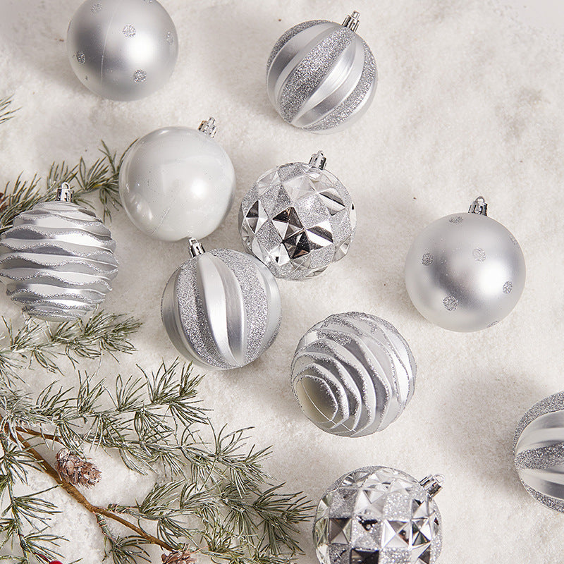 Decorative Christmas tree ornaments