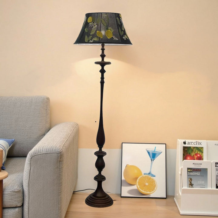 Elegant floral pattern floor lamp