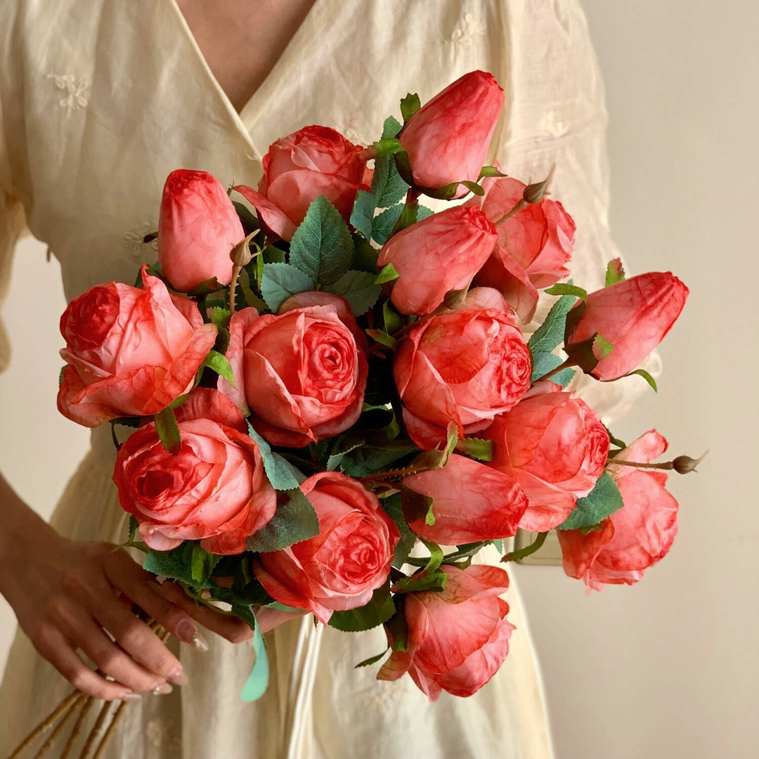 Lifelike Decorative Rose Bouquet
