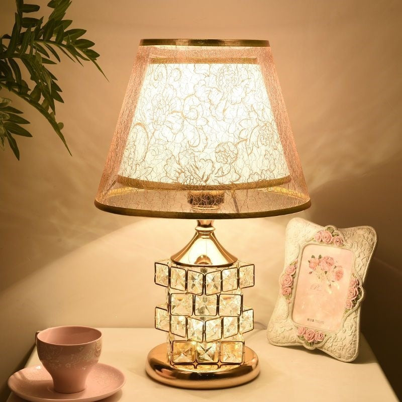 Decorative table lamp