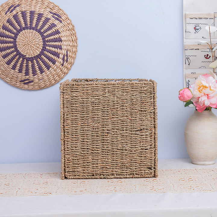 Functional storage basket with natural weave pattern