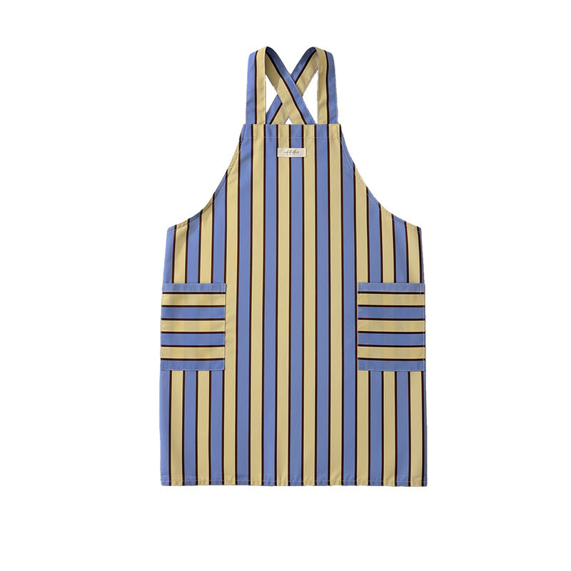 Adjustable kitchen apron with cross straps and patch pockets