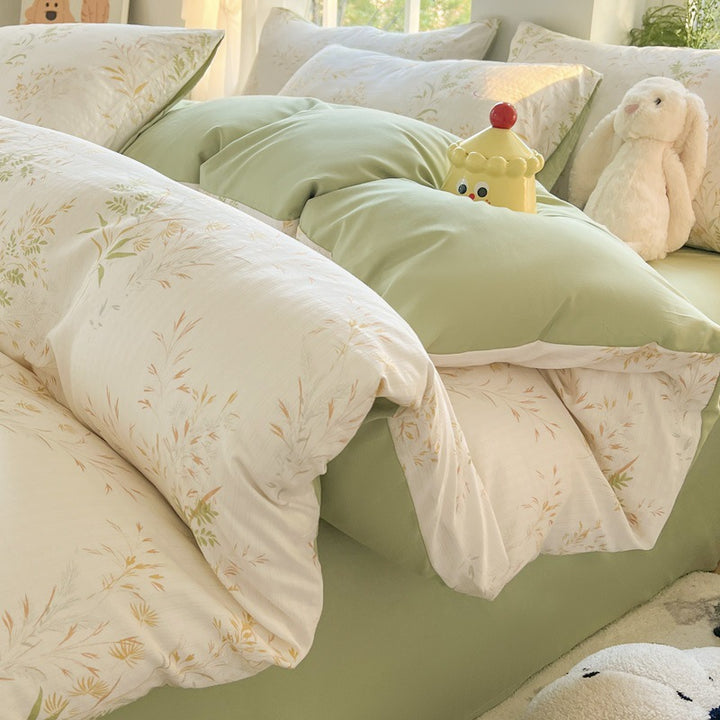 Playful Bear-Themed Bedding Set