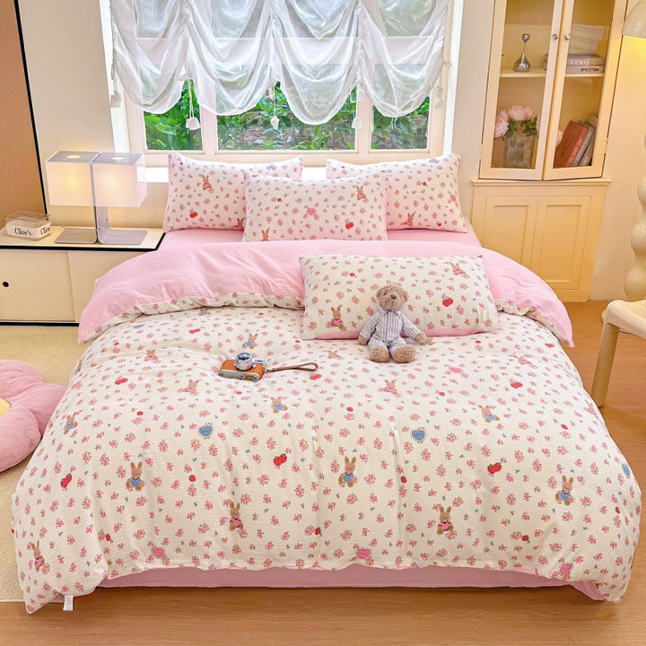 Whimsical Cartoon-Themed Duvet Cover Set