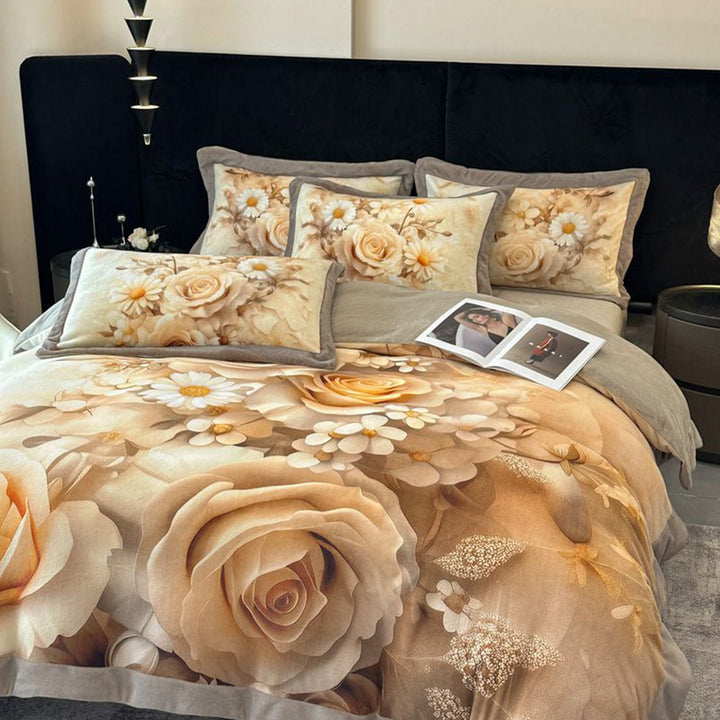 Floral Patterned Comforter Set
