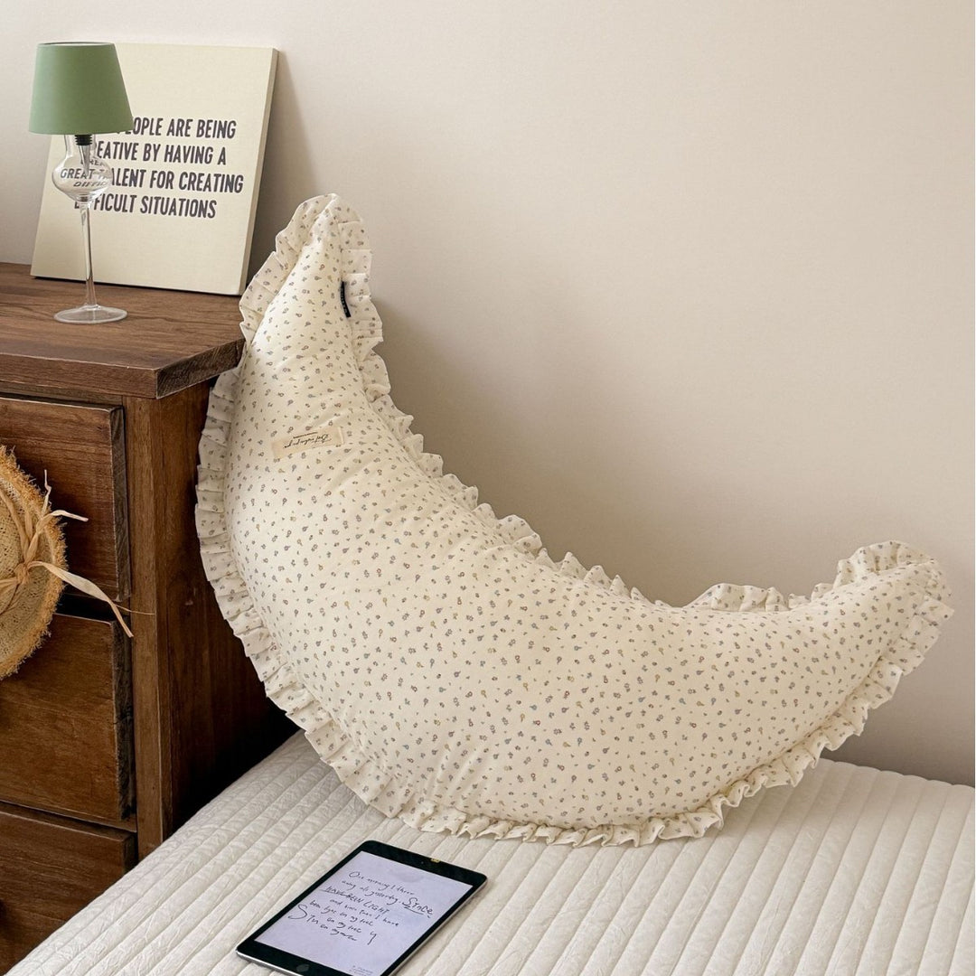 Decorative Moon Shaped Decorative Support Pillow Avarnia
