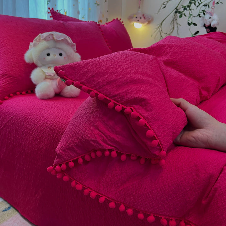 Textured Pom-Pom Trim Bedspread Set