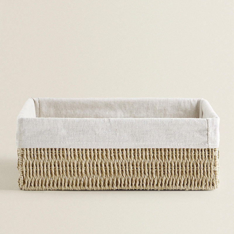 Natural storage basket with removable lining