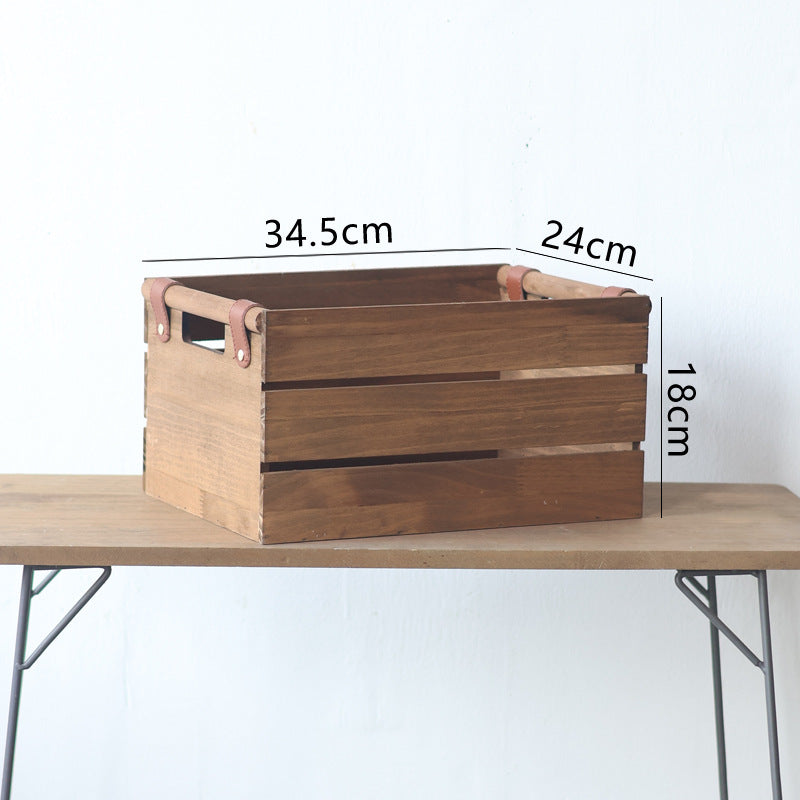 Robust storage basket made of wood