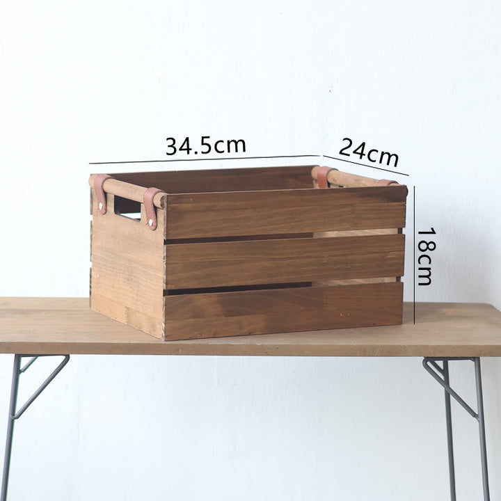 Robust storage basket made of wood