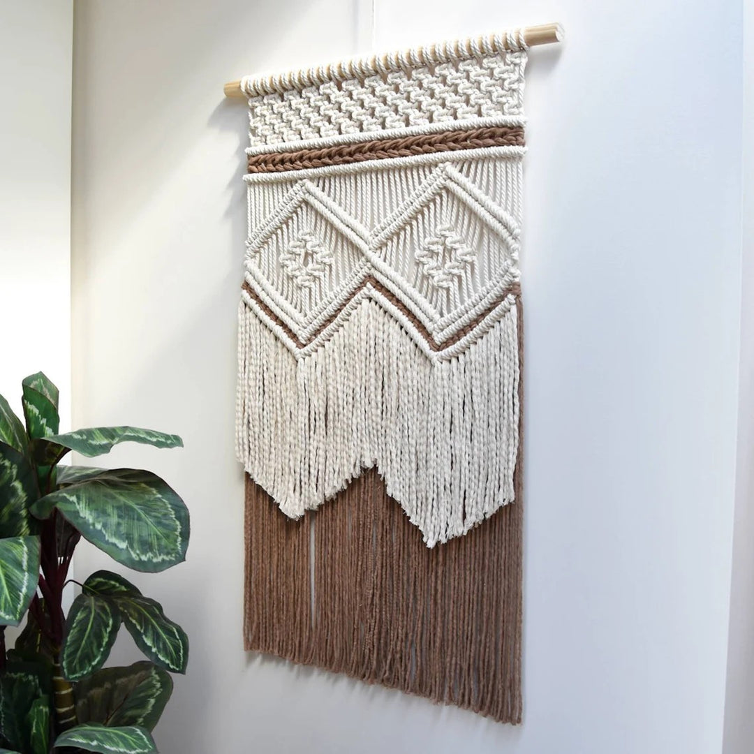 Macramé wall decoration with creative fringes