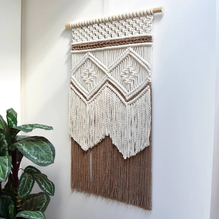 Macramé wall decoration with creative fringes