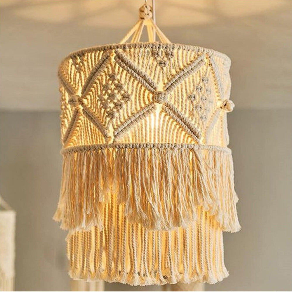 Macrame plant hanger with decorative fringes