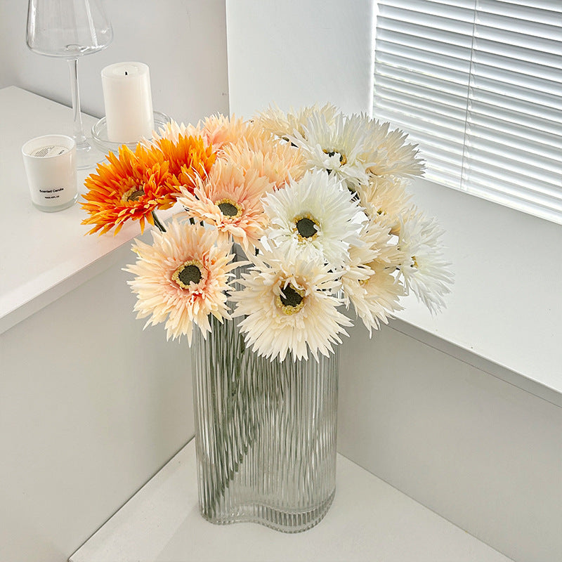 Artificial daisy decoration