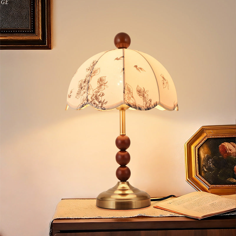 Vintage Floral Table Lamp