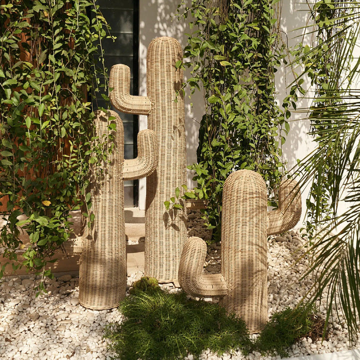 Decorative basket in the shape of a cactus