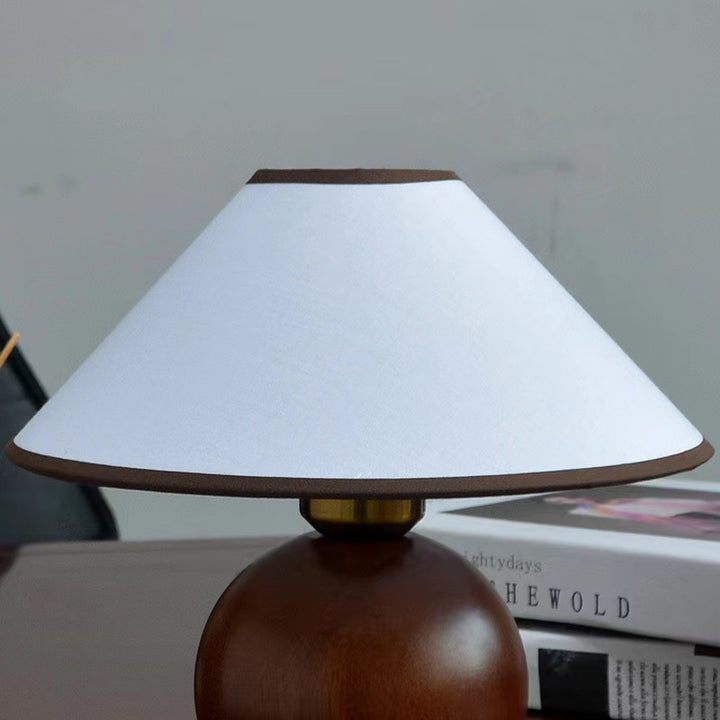 Decorative table lamp