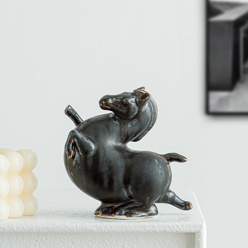 Decorative ceramic figure