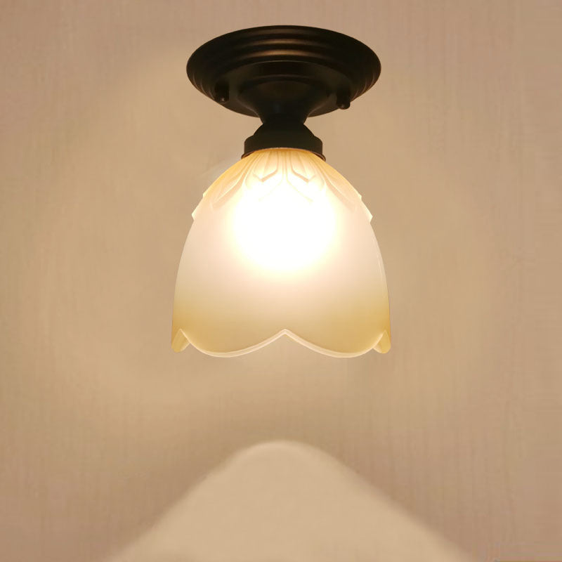 Vintage-inspired flower ceiling light