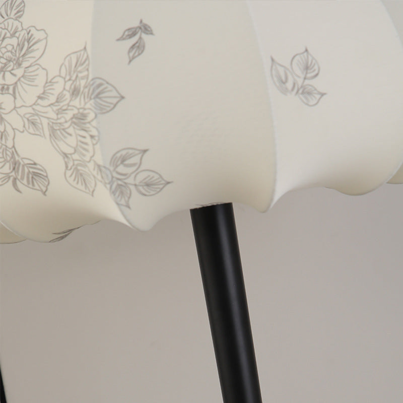 Decorative floor lamp