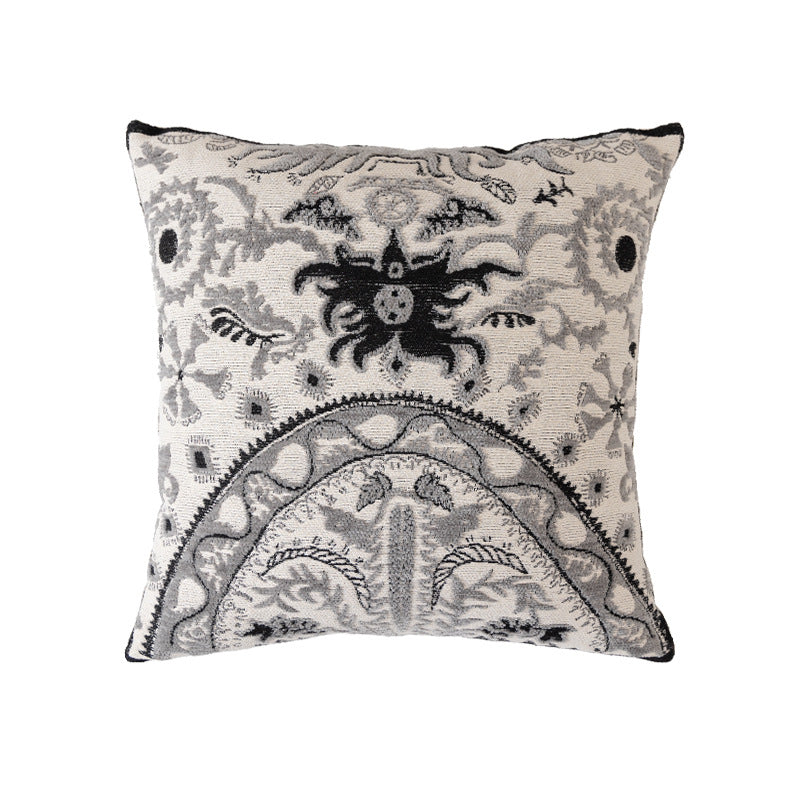 Decorative cushion cover made of jacquard with floral pattern
