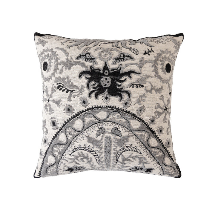 Decorative cushion cover made of jacquard with floral pattern