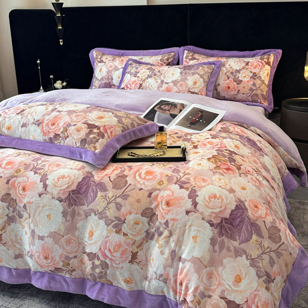 Floral Patterned Comforter Set