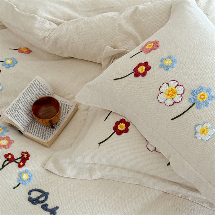 Decorative Embroidered Floral Bedding Set Avarnia