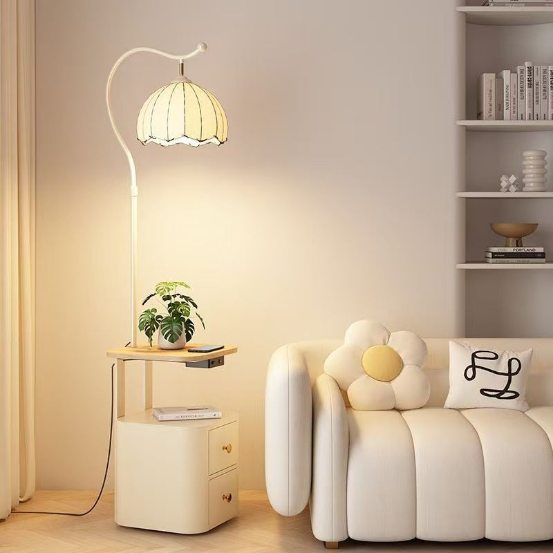Decorative table lamp
